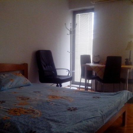 Apartment The Royal Pg Ποντγορίτσα Εξωτερικό φωτογραφία